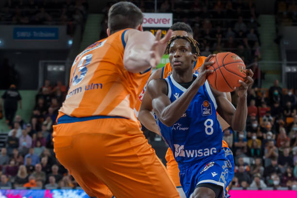 系中的优秀 系中的优秀