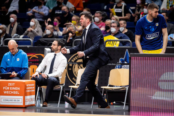 的深厚羁绊 的深厚羁绊