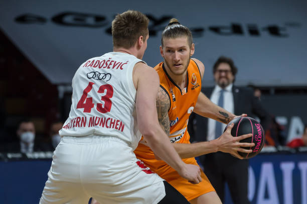 对AC米兰 对AC米兰